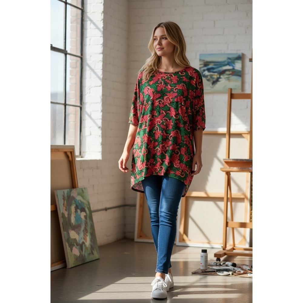 LuLaRoe Irma Tunic XL Red Green Paisley High Low Stretch Short Sleeve Top Womens